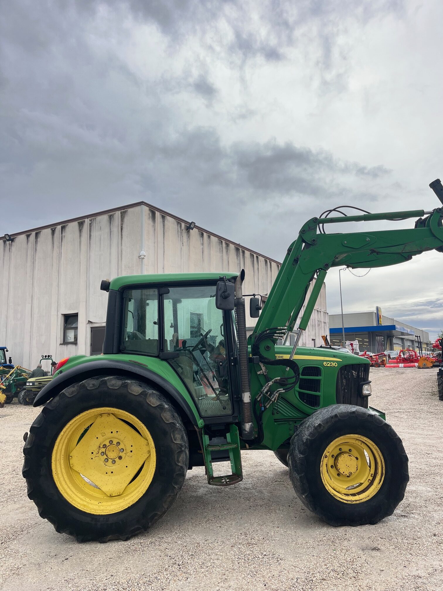 JOHN DEERE 6230 - immagine 3